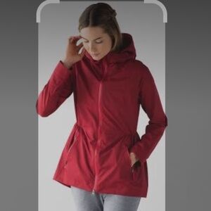 Lululemon Rain For Daze Jacket II Prep Red  Size 4 EUC